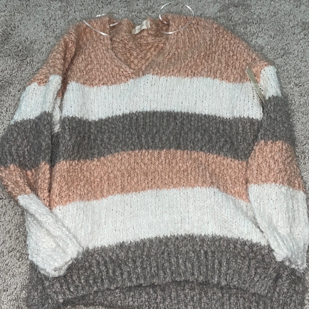 altard state sweater